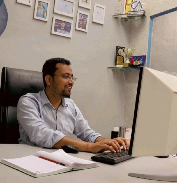CA DAKSH GUPTA